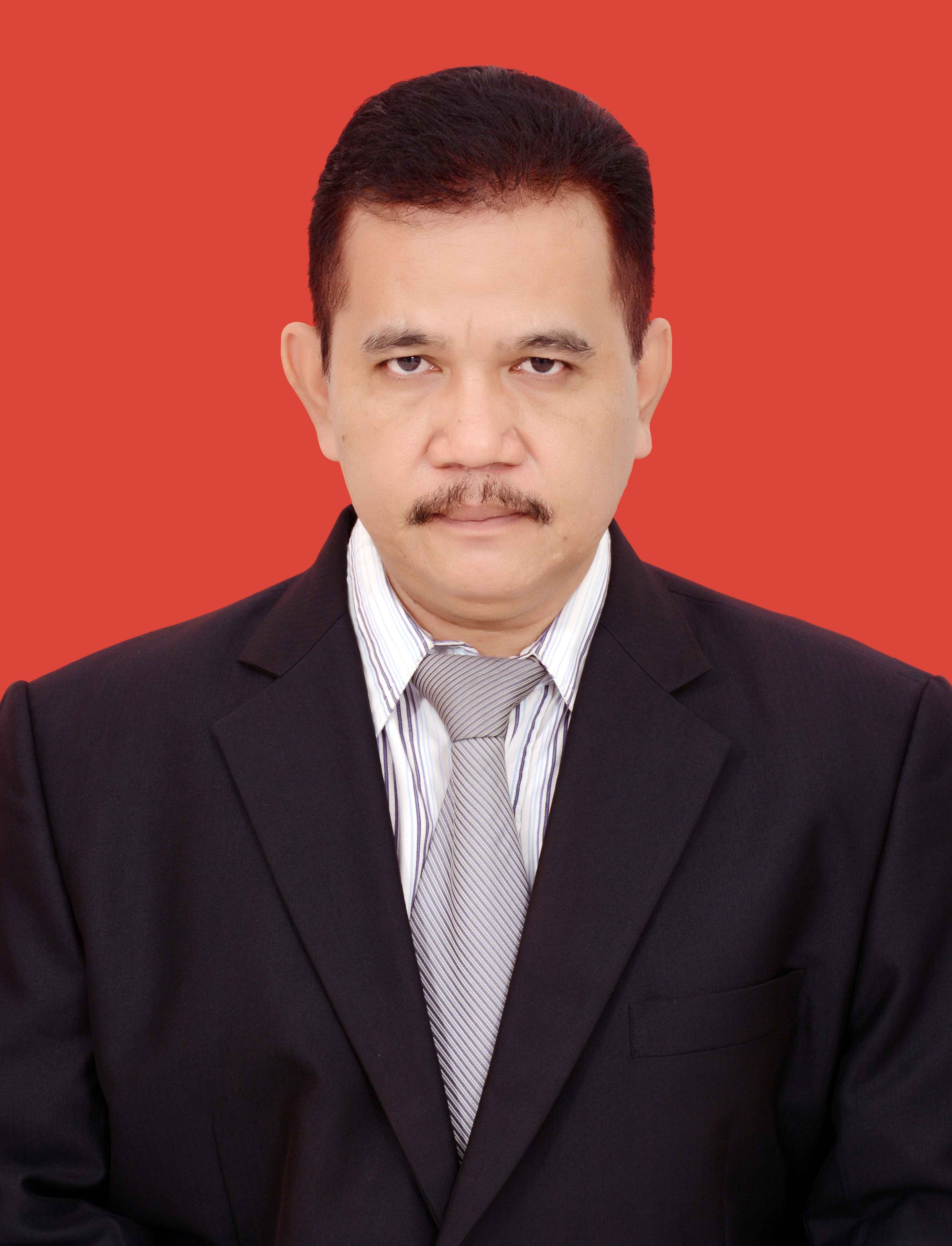 IIM IBRAHIM, S.Sos., S.E., M.M.